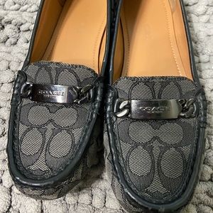 Coach flats with C stitching in black
